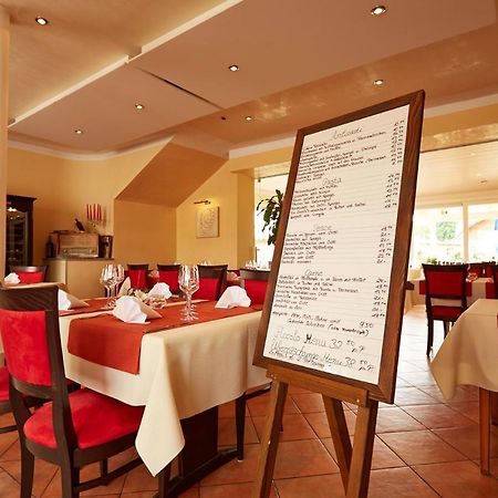 Hotel Restaurant Da Vinci Лар Екстериор снимка